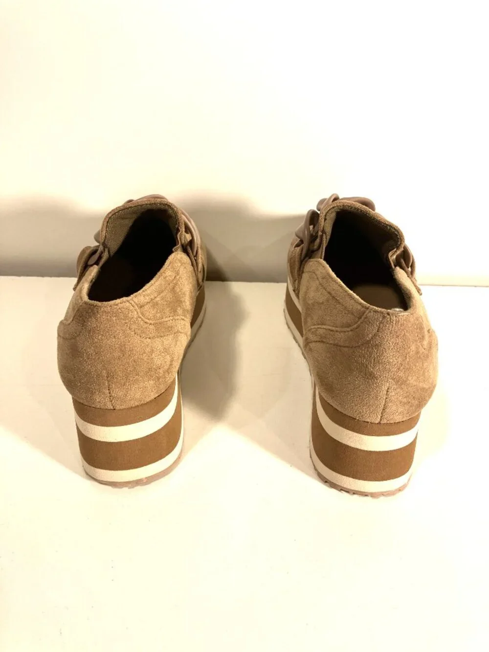 PIERRE DUMAS Taupe Suede Platform Slip-on Loafers.  Size 7.  NWoT.